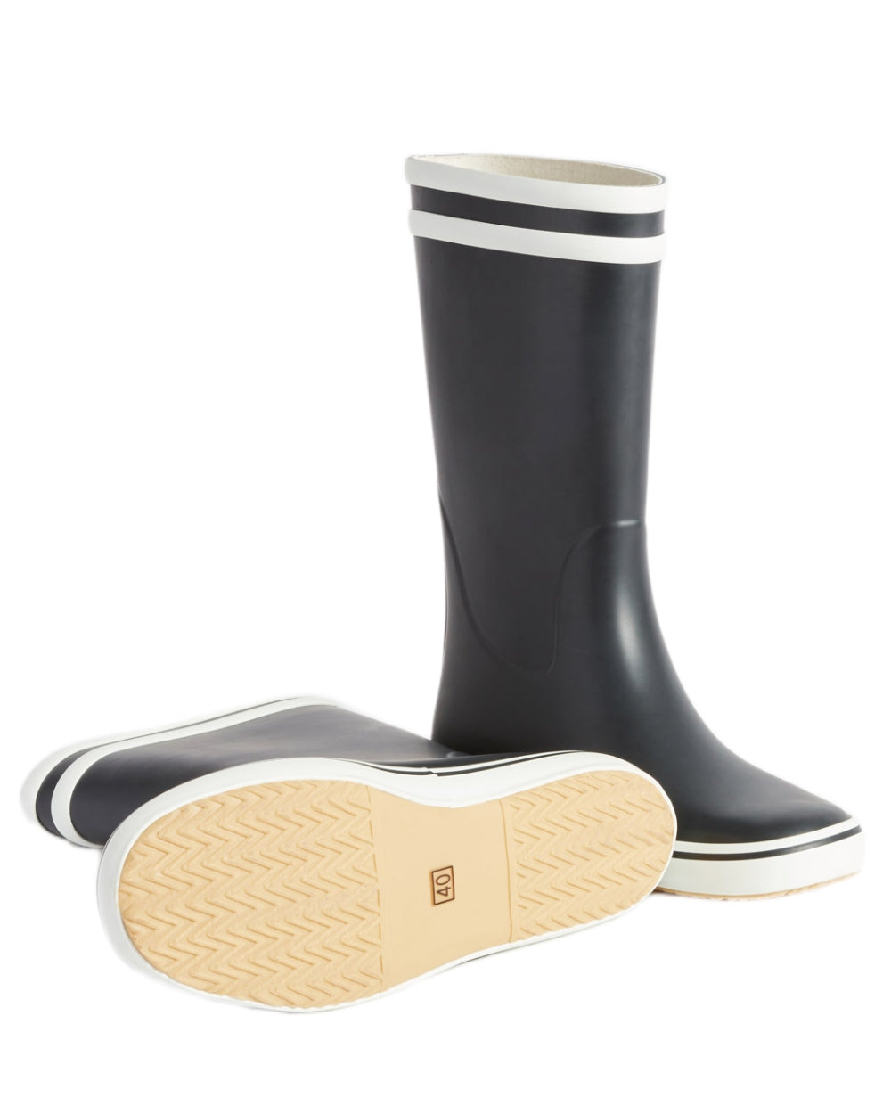 Marine Blanc coloured Aigle Womens Malounie 2 Ankle Wellingtons on white background