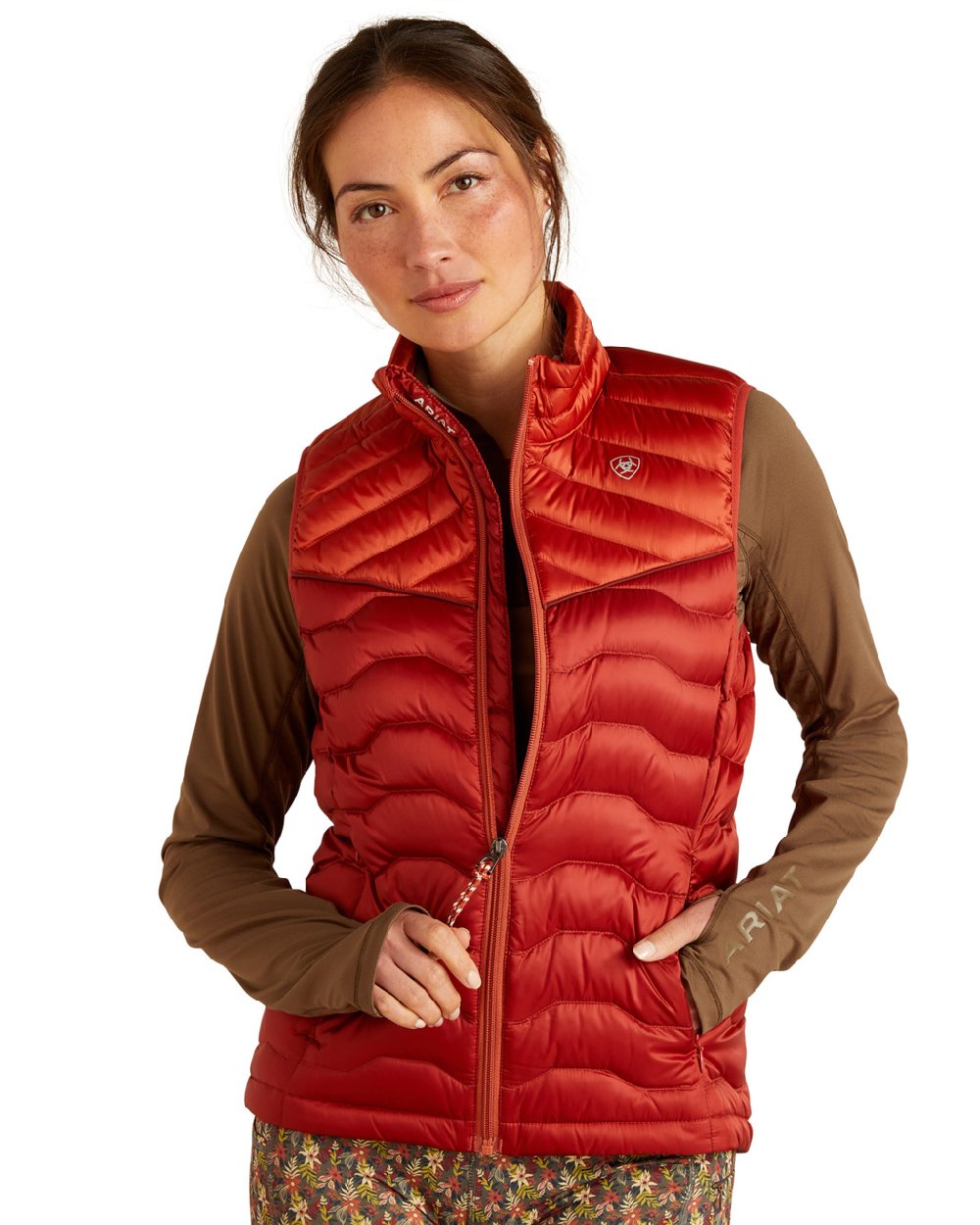 Ariat Womens Ideal Down Vest in IR Red Ochre/Burnt Brick 