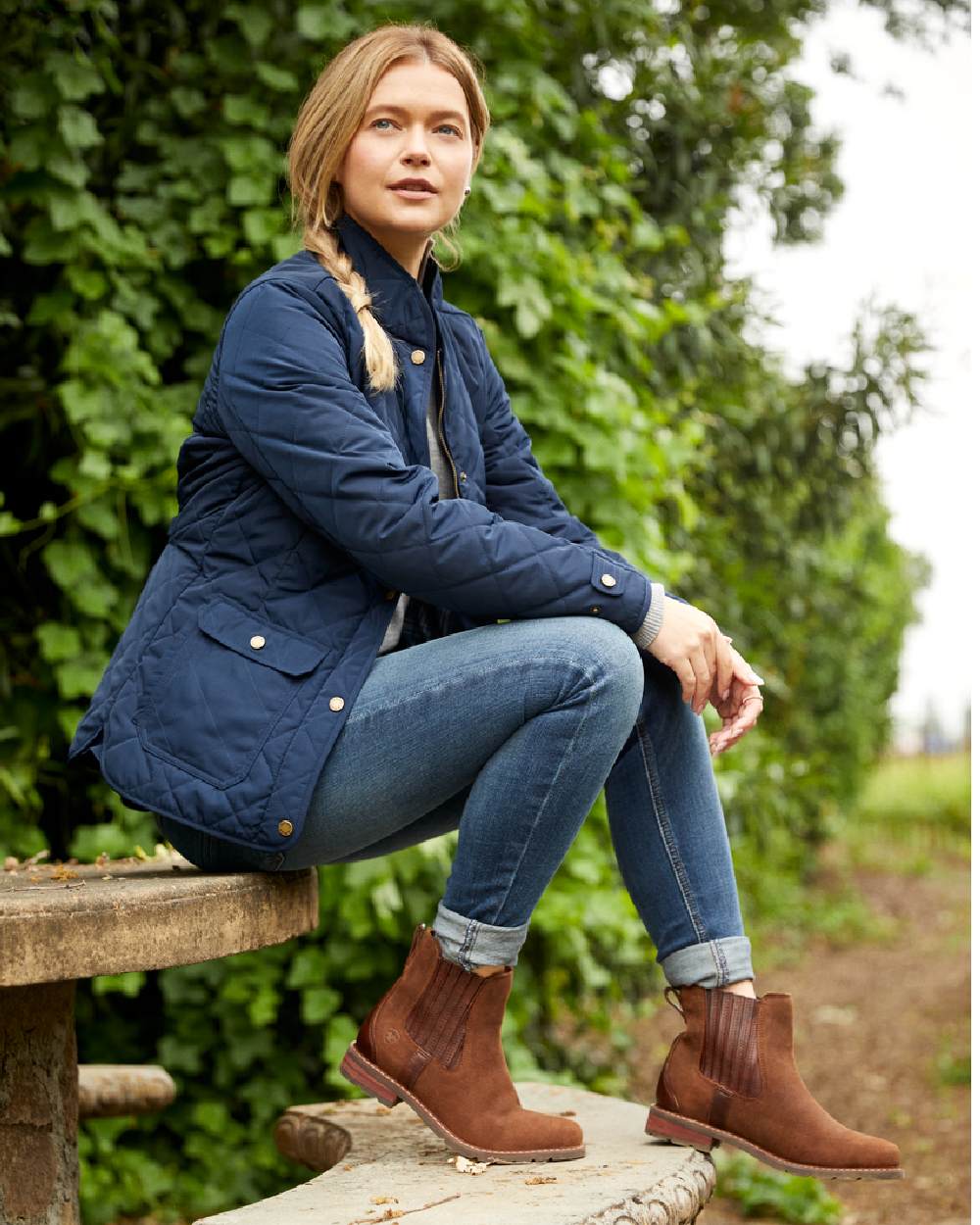 Ariat Womens Wexford Waterproof Boots in Saddle Suede