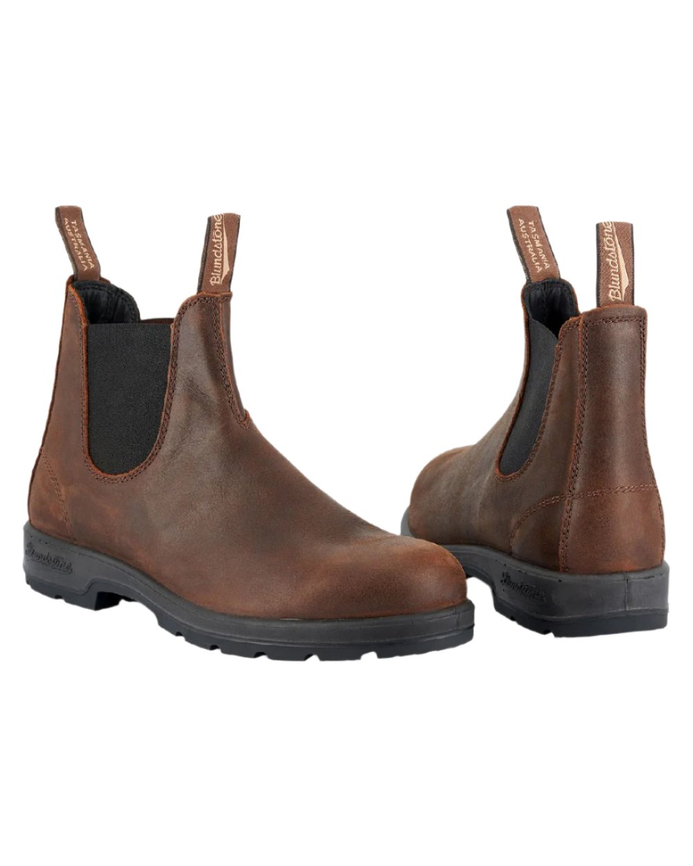 Antique brown coloured Blundstone 1609 Antique Brown Boots on white background