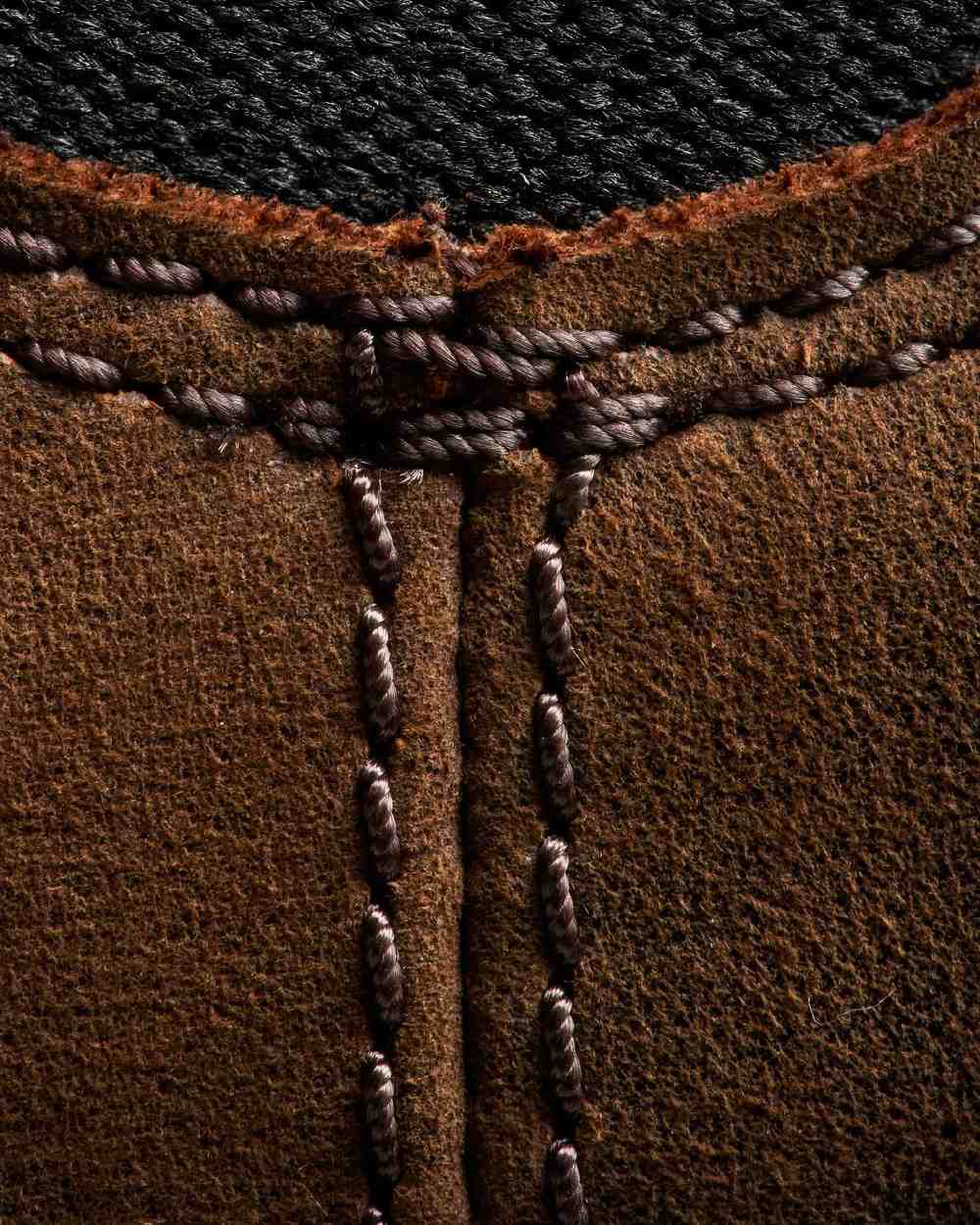 Antique brown coloured Blundstone 1609 Antique Brown Boots on white background