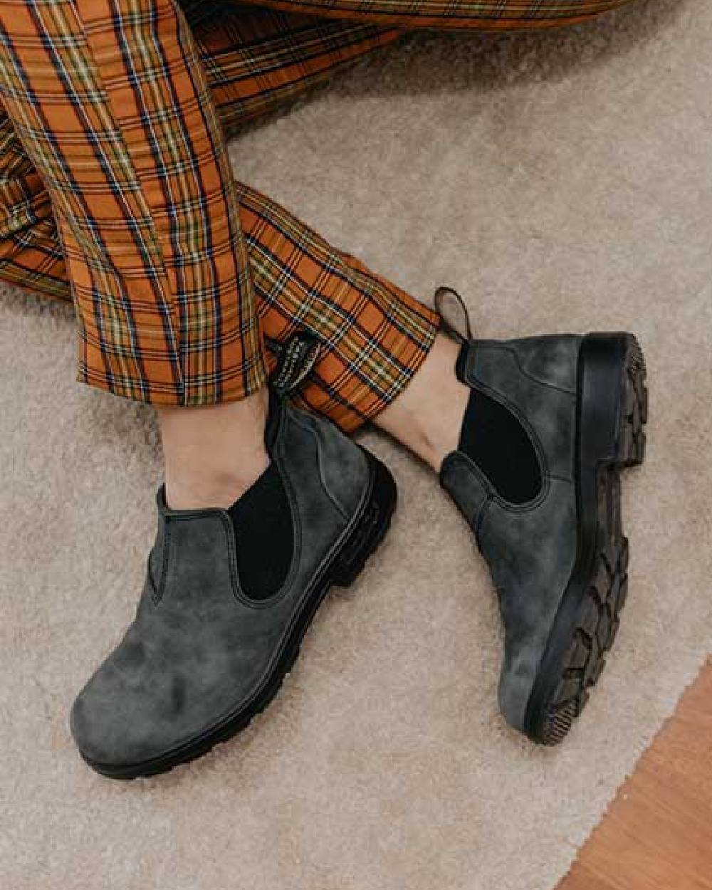 Rustic Black Coloured Blundstone 2035 Rustic Black Chelsea Boots on indoor background