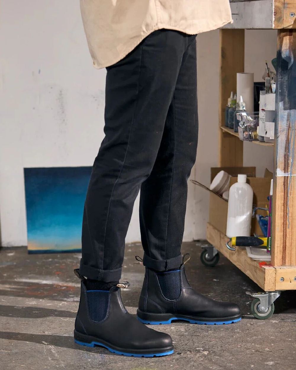 Black Blue Black Coloured Blundstone 2343 Black Blue Black Chelsea Boots on outdoor background