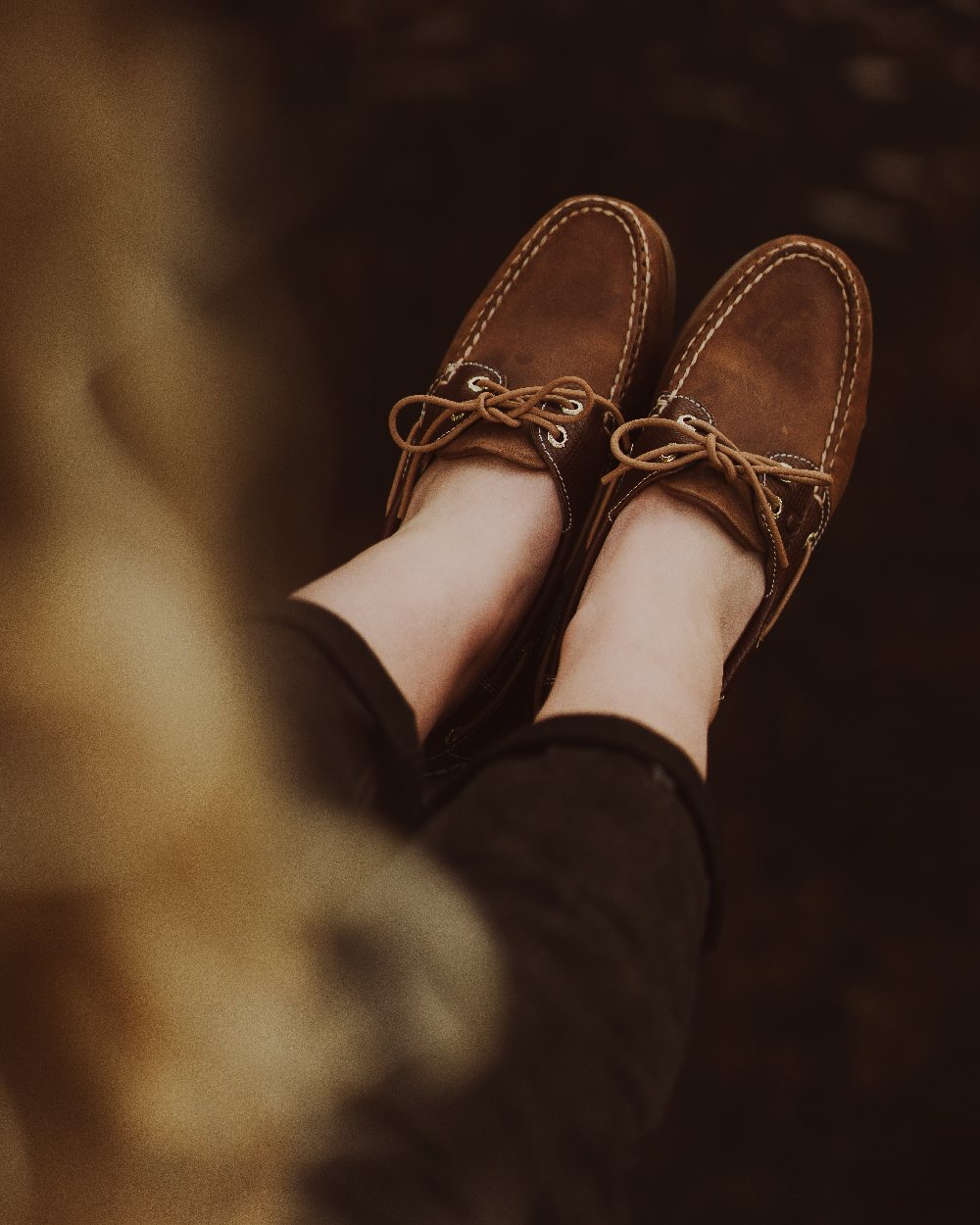 Walnut Brown Snake Coloured Chatham Womens Bermuda G2 Leather Boat Shoes on blurry background