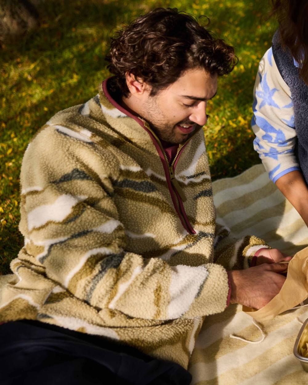 Cardamon Print coloured Craghoppers Mens National Trust Rawthey Half Zip Fleece on garden background