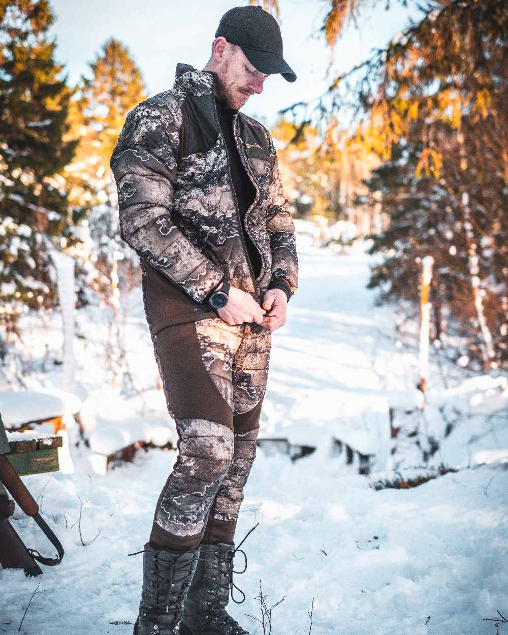 Realtree Excape coloured Deerhunter Excape Quilted Jacket on snow background