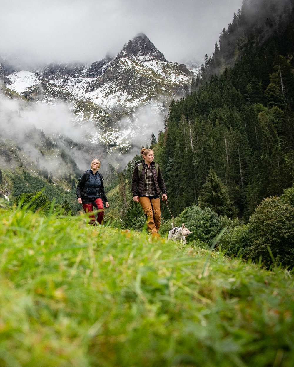 Dark Blue Coloured Deerhunter Lady Caroline Padded Jacket on mountain background