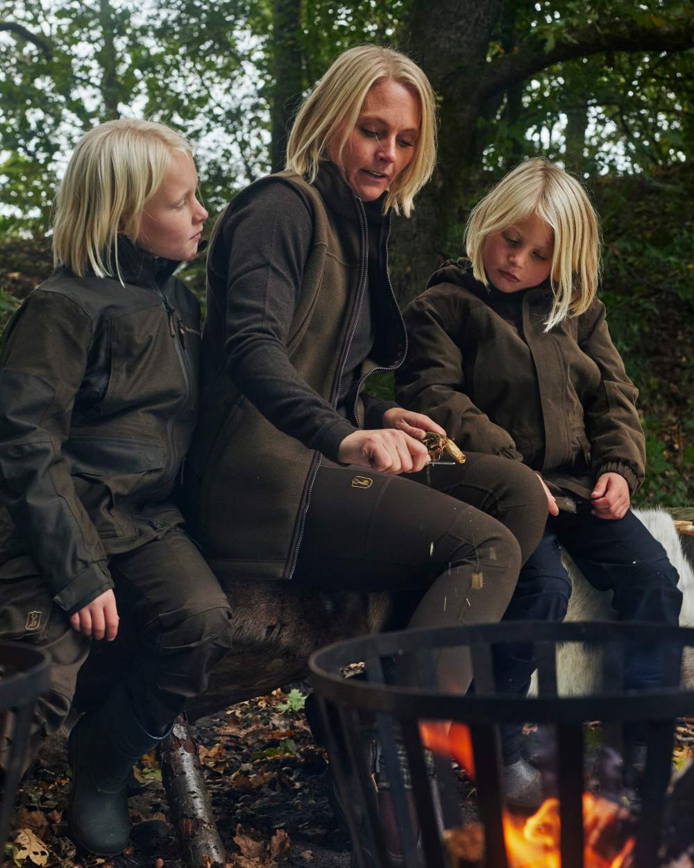Tarmac Green Coloured Deerhunter Lady Eagle Fleece Waistcoat on forest background