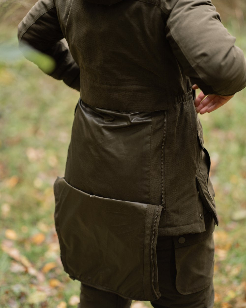Tarmac Green coloured Deerhunter Lady Eagle Winter Jacket on blurry background