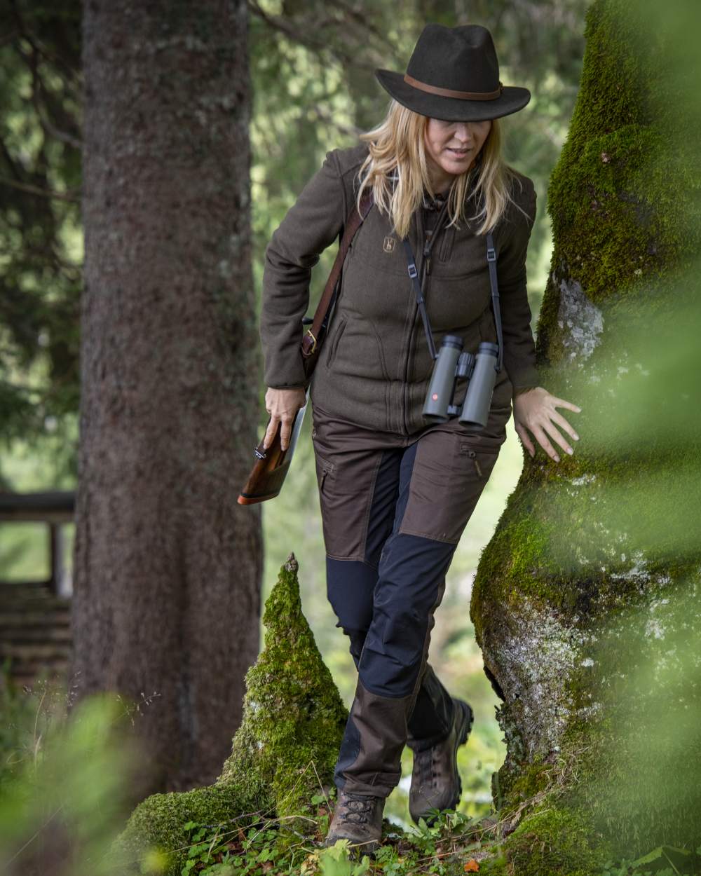 Green Orange coloured Deerhunter Lady Pam Reversible Bonded Fleece Jacket on forest background