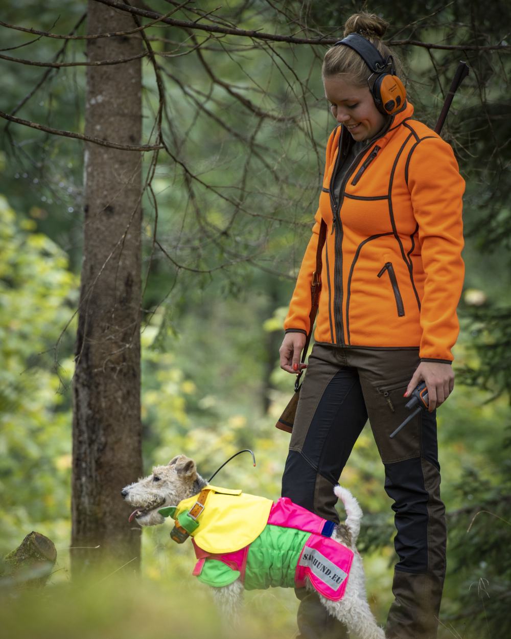 Green Orange coloured Deerhunter Lady Pam Reversible Bonded Fleece Jacket on forest background