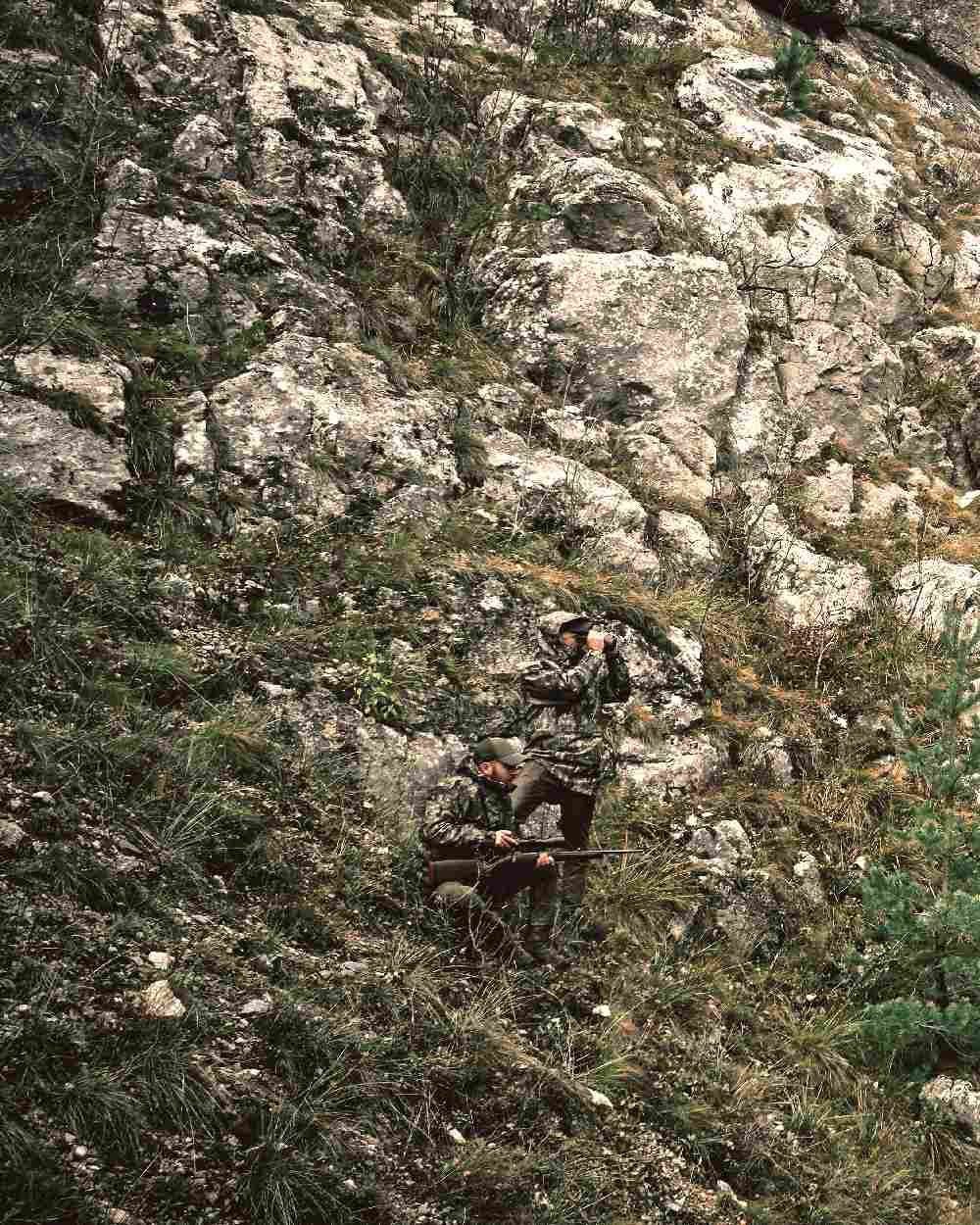 Realtree Timber Coloured Deerhunter PRO Gamekeeper Smock on mountain background