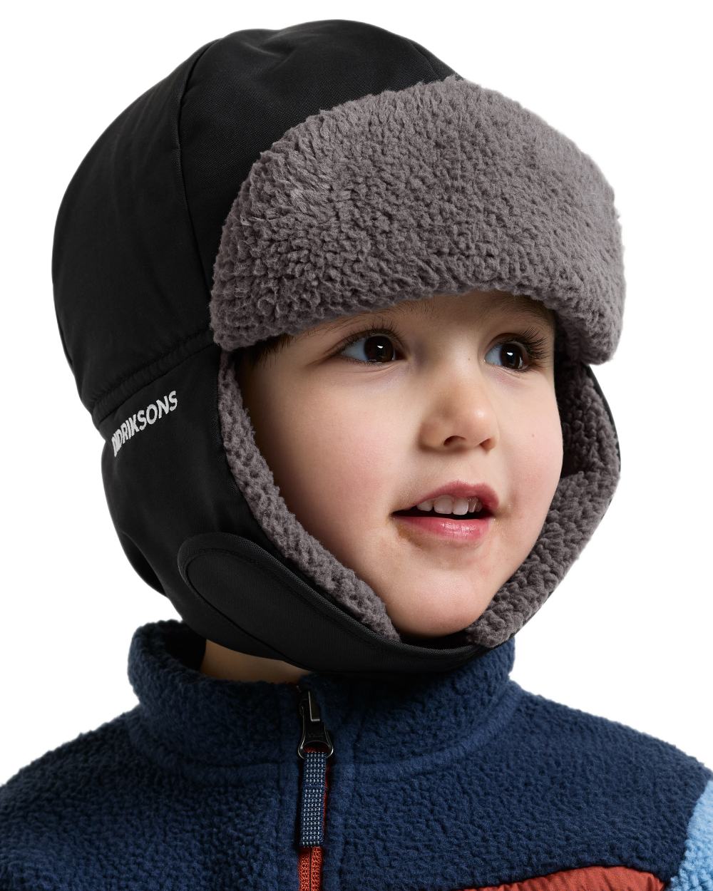 Black coloured Didriksons Biggles Cap 7 on white background