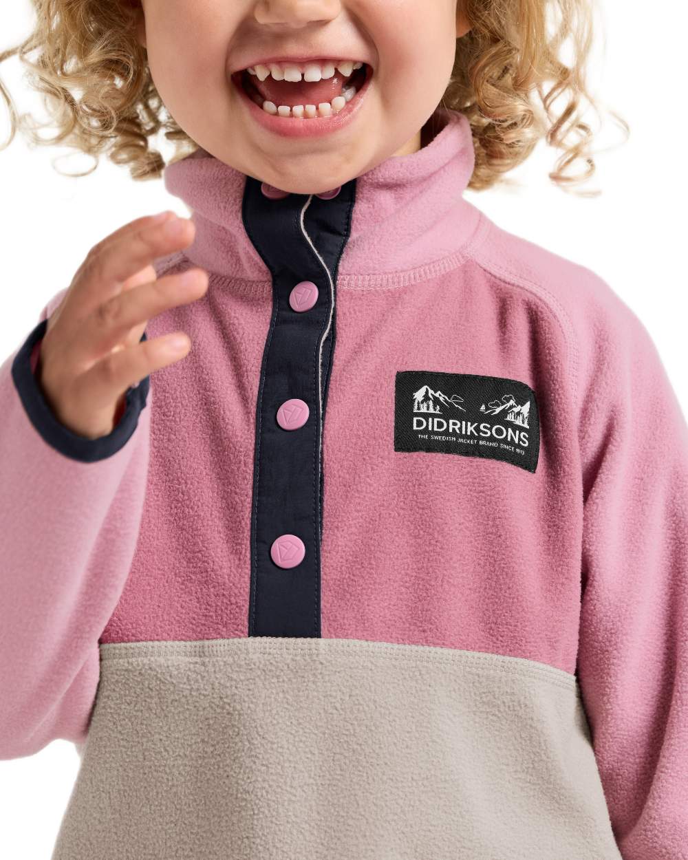 Heather Pink coloured Didriksons Childrens Monte Half Button Fleece 5 on white background