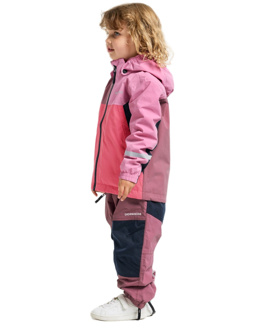 Heather Pink coloured Didriksons Childrens Pilvi Waterproof Jacket on white background