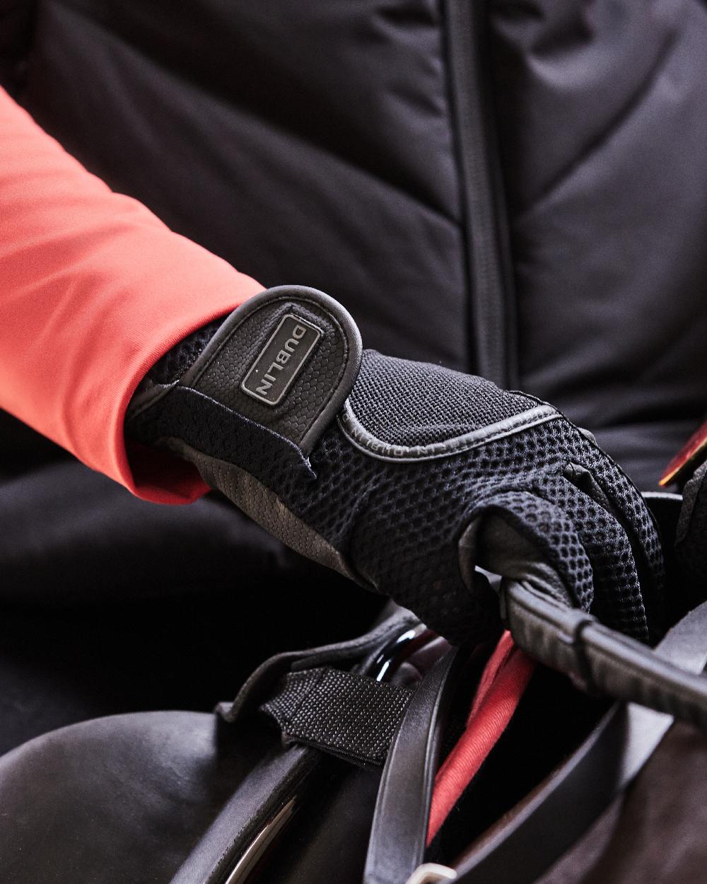 Black Coloured Dublin Airflow Honeycomb Gloves on outdoor background