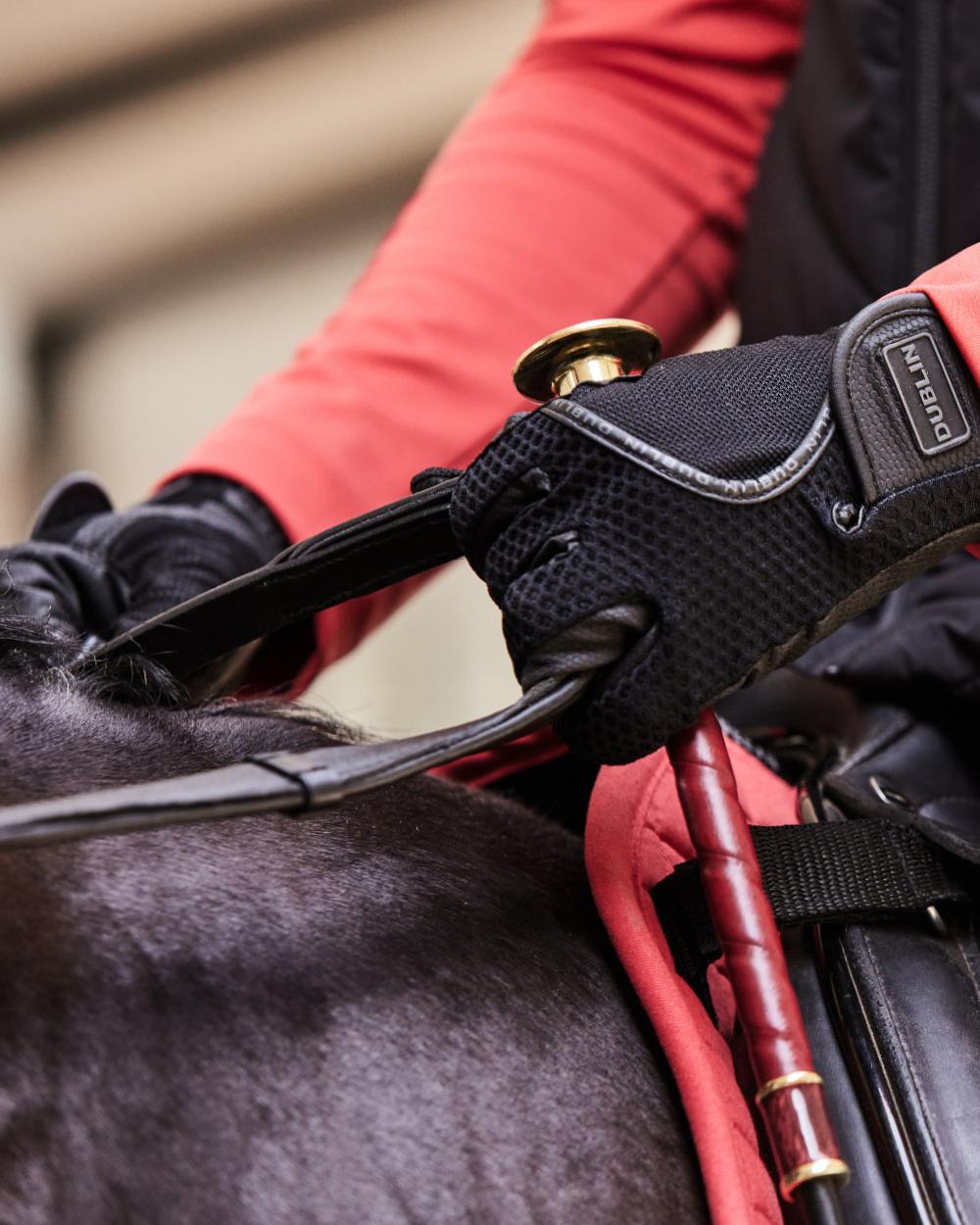 Black Coloured Dublin Airflow Honeycomb Gloves on outdoor background