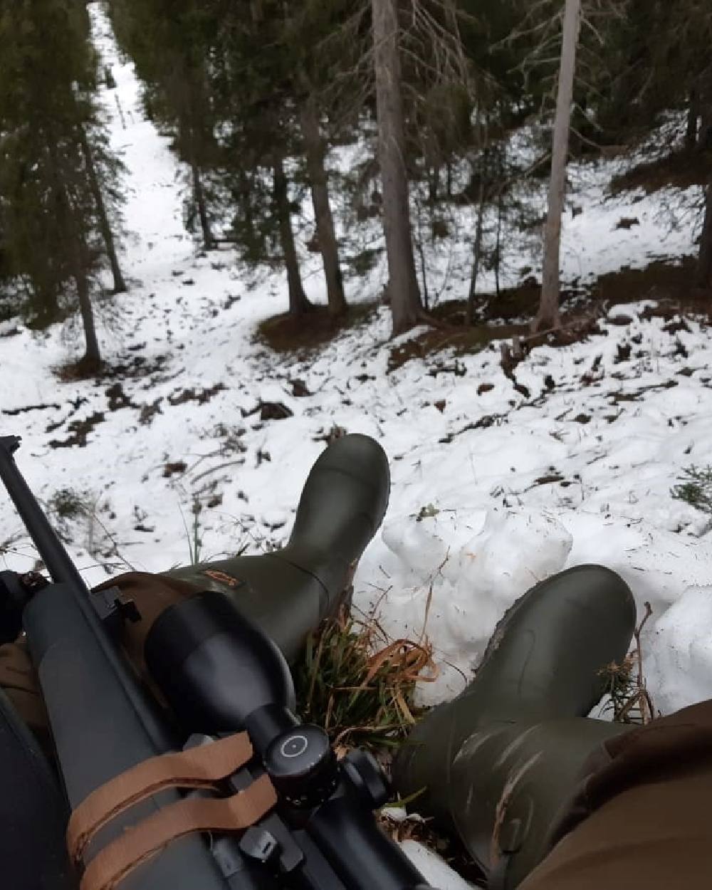 Dark Olive Coloured Gateway1 Pheasant Game 18" 5mm Wellingtons on outdoor background