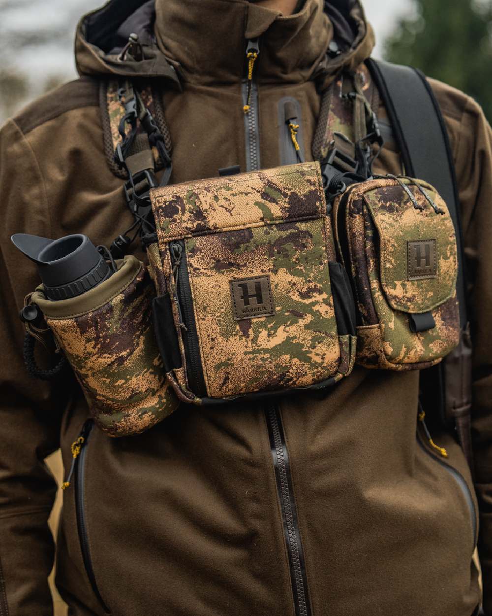 AXIS MSP Forest Coloured Harkila Bino Harness on outdoor background