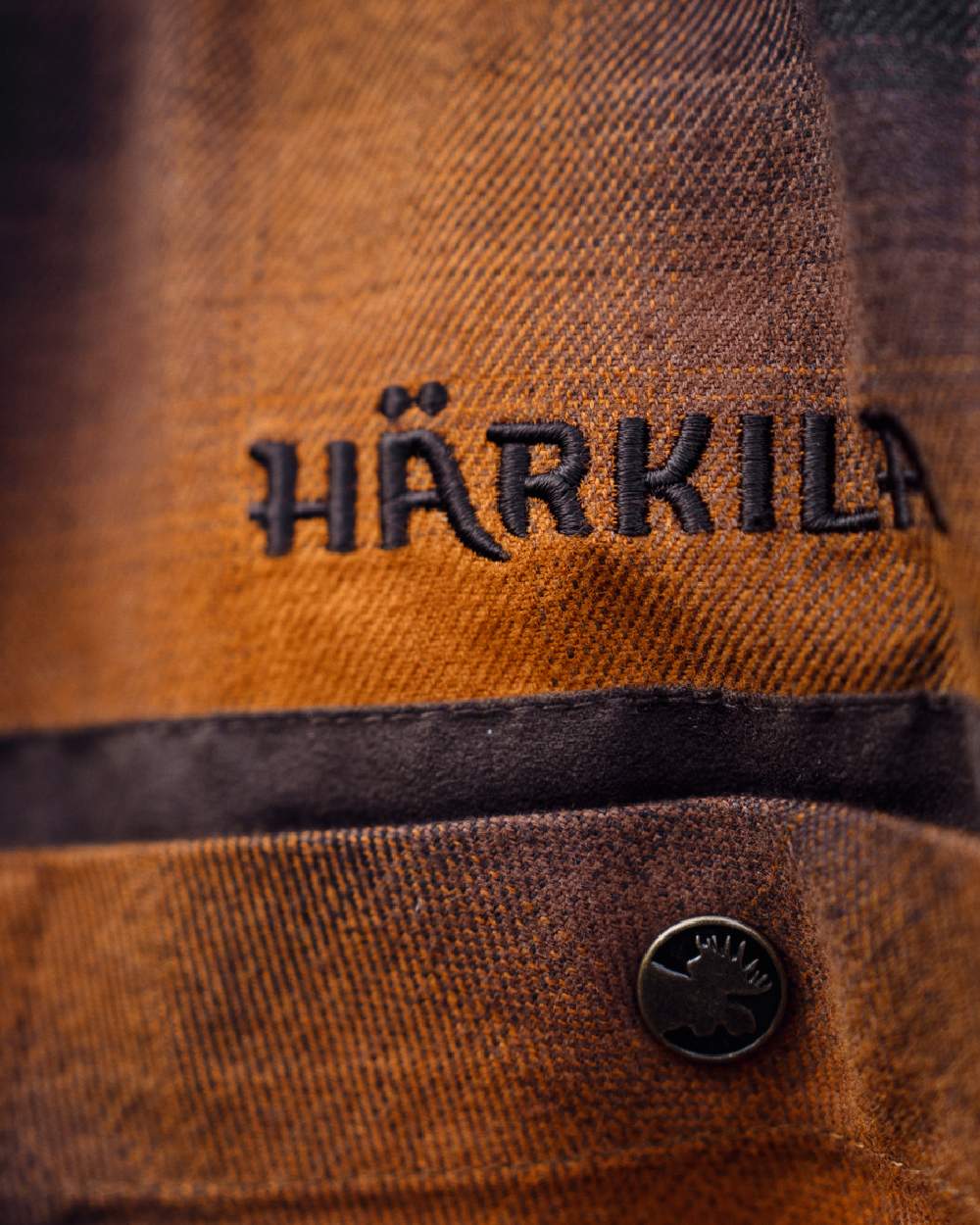 Maple Check coloured Harkila Folke Long Sleeve Shirt logo close up