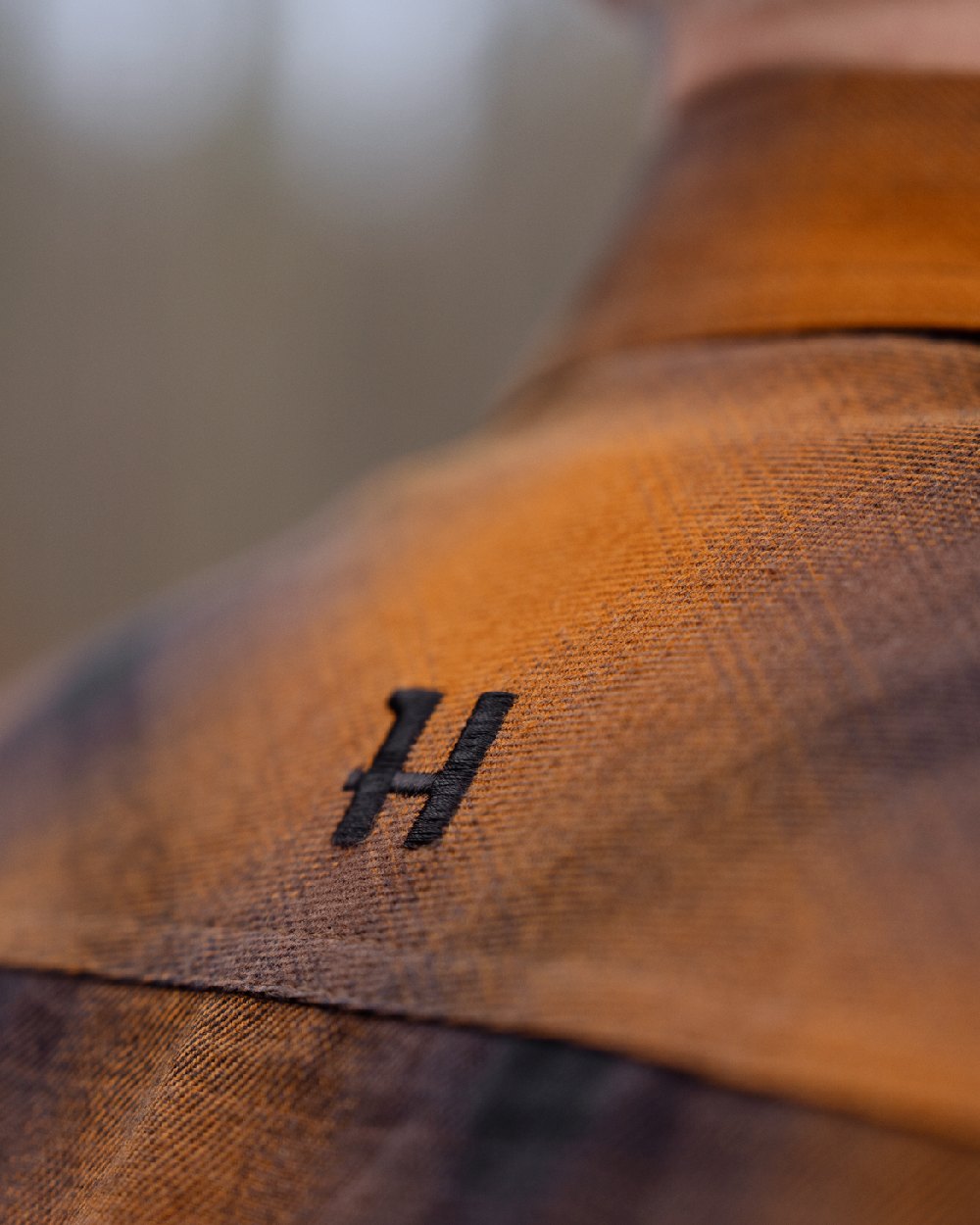 Maple Check coloured Harkila Folke Long Sleeve Shirt ocollar close up