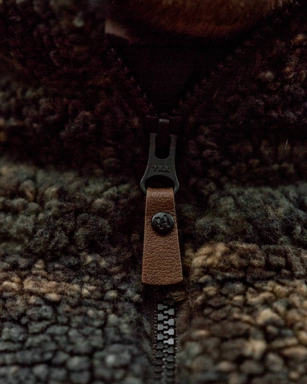 Axis Msp Quantum coloured Harkila Mens Tyst Camo Insulated Jacket on forest background