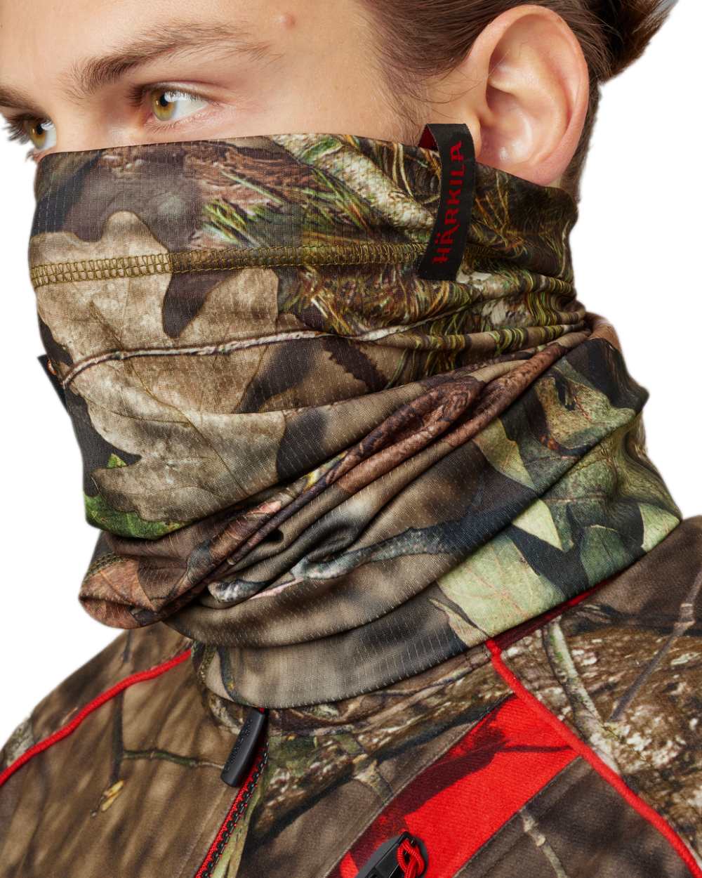 MossyOak Break-Up Country Coloured Harkila Moose Hunter 2.0 Neck Gaiter on white background