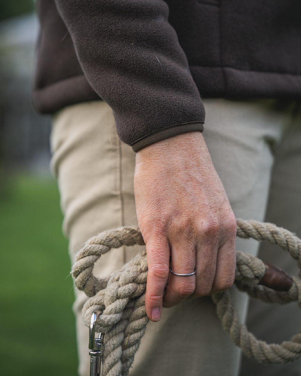 Sand Coloured Harkila Norberg Lady Chinos on outdoor background