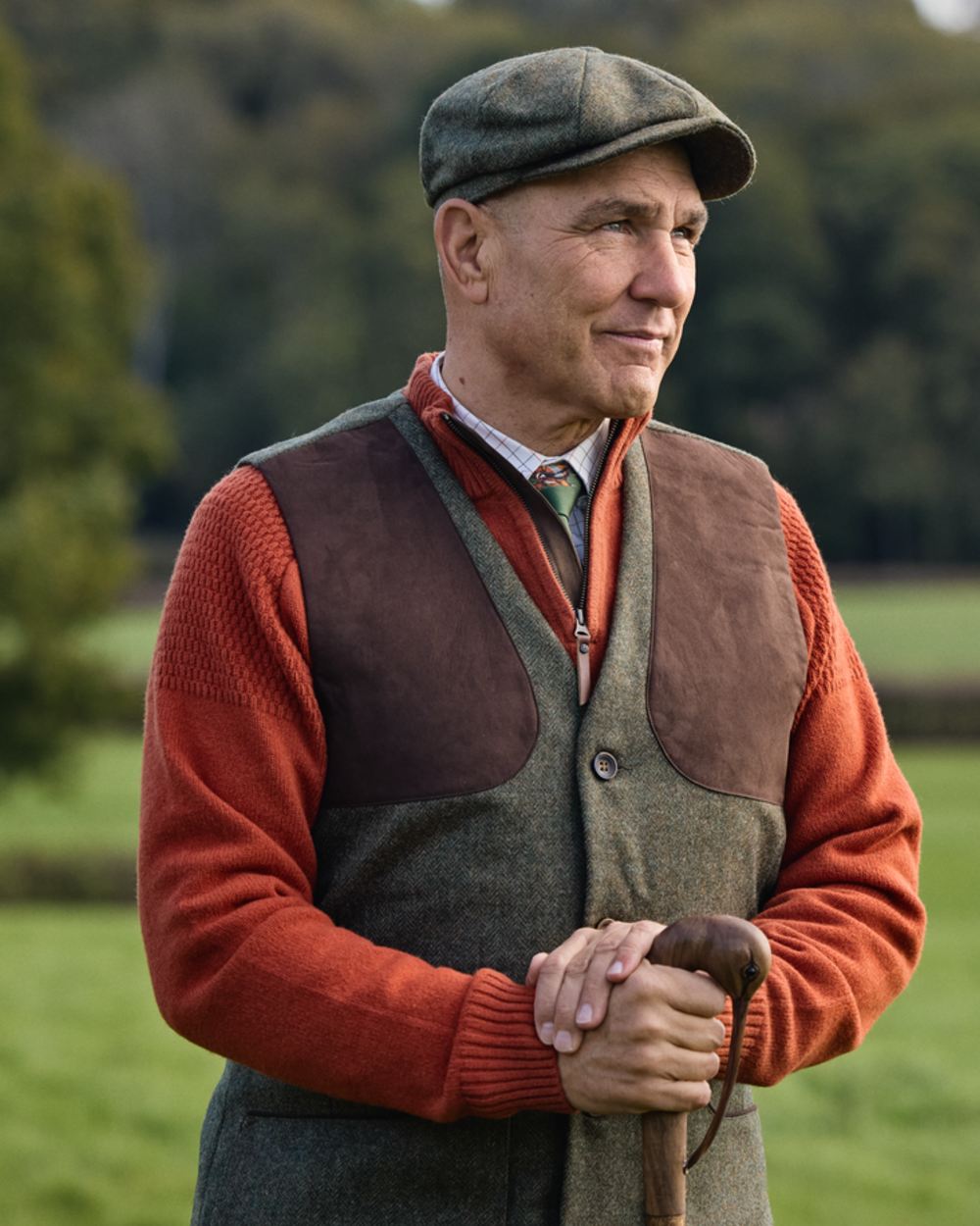 Bombay Brown Coloured Harkila Vincent Merino Half Zip Pullover on forest background