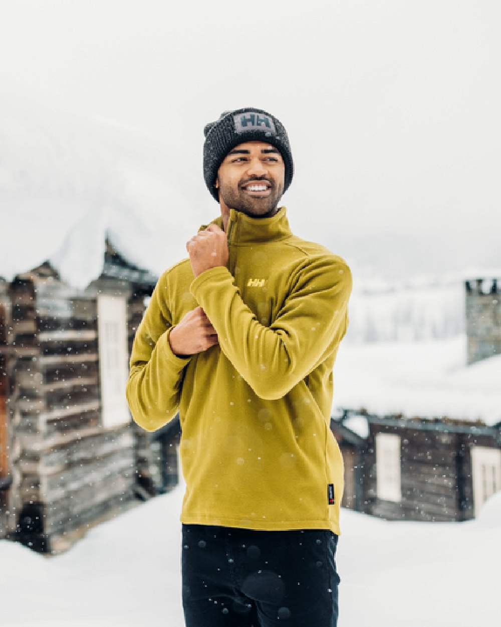 Olive Green coloured Helly Hansen Daybreaker 1/2 Zip Fleece on white background