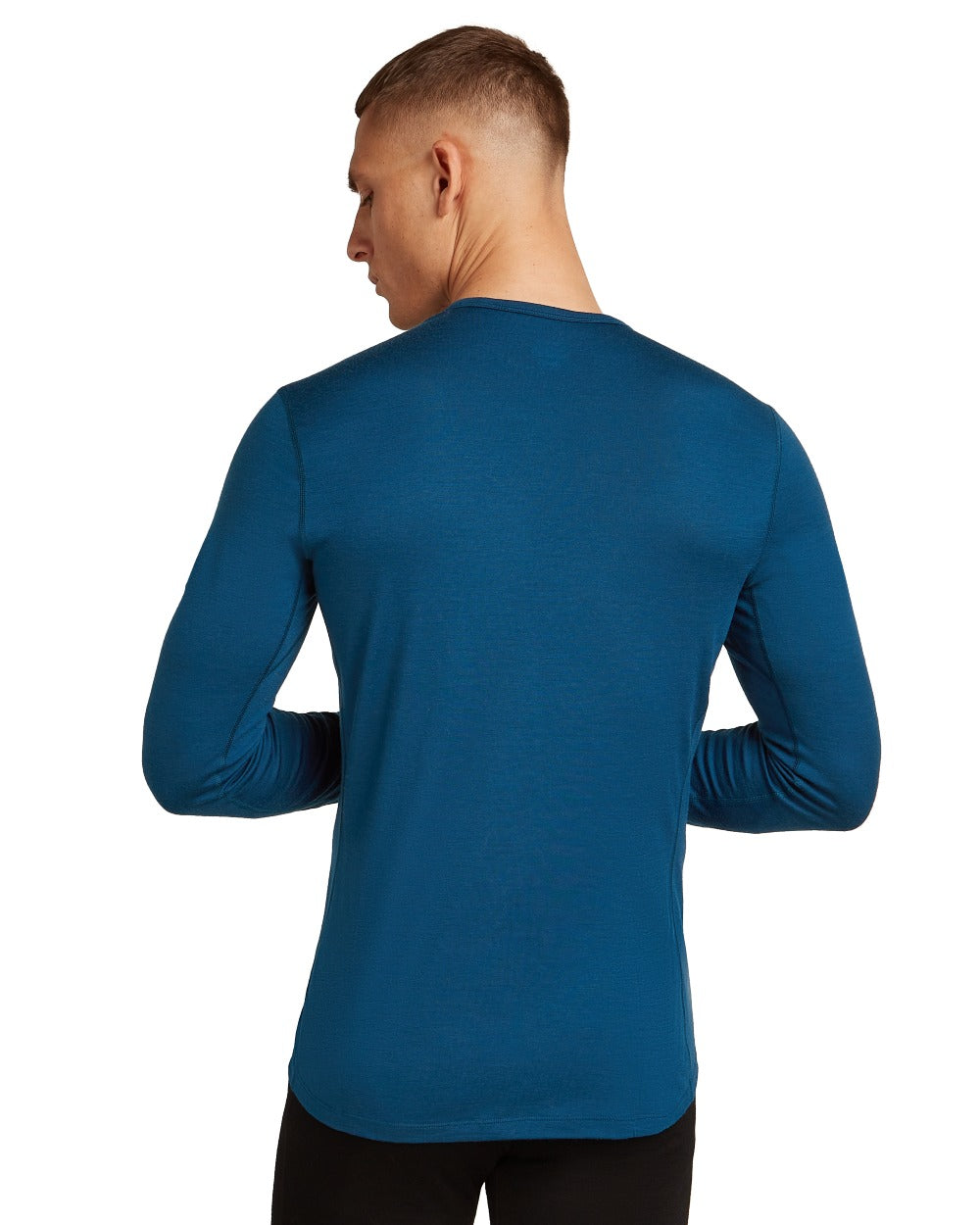 Atlantis Coloured Icebreaker Mens Merino 200 Oasis Crewe Thermal Top on white background