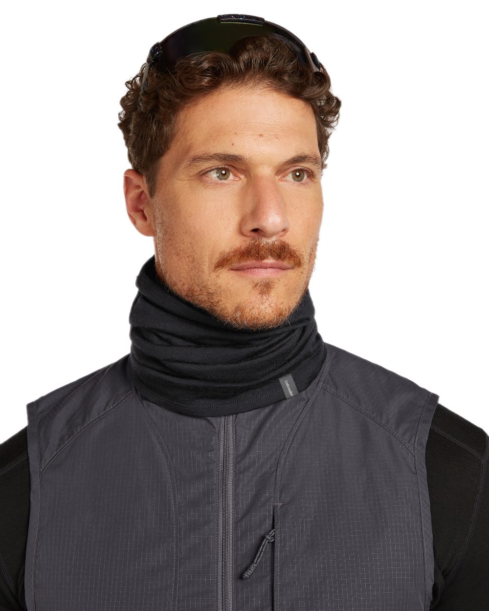 Black Coloured Icebreaker Merino 200 Flexi Chute on white background