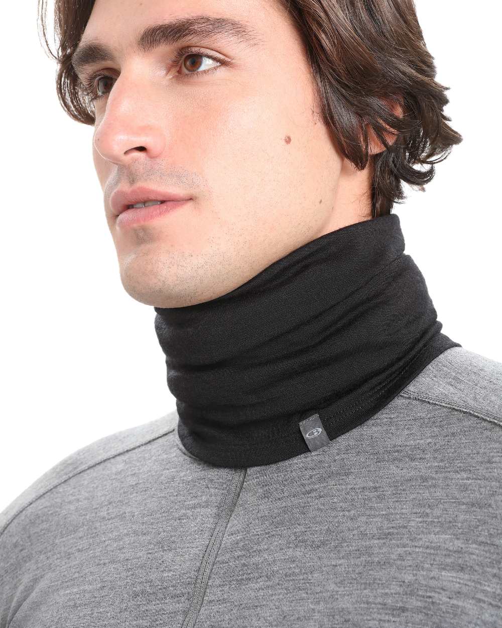 Black Coloured Icebreaker Unisex Merino 200 Flexi Chute on white background