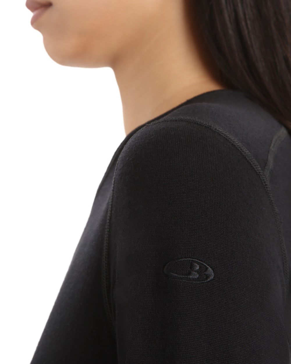 Black Coloured Icebreaker Womens 260 Tech Crew Thermal Top on white background
