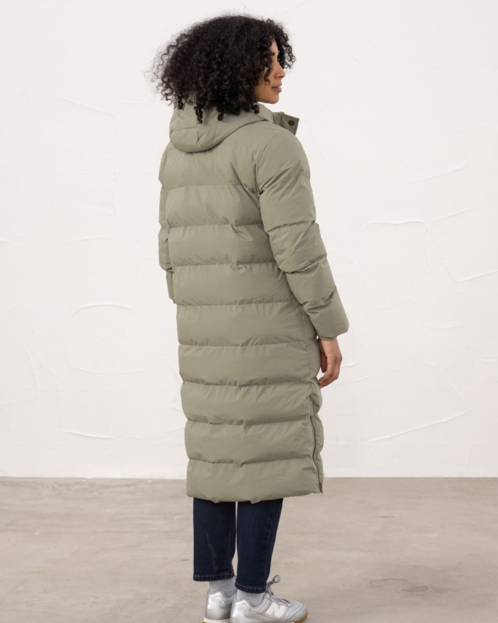 Brushwood coloured Lighthouse Savannah Coat on wall background