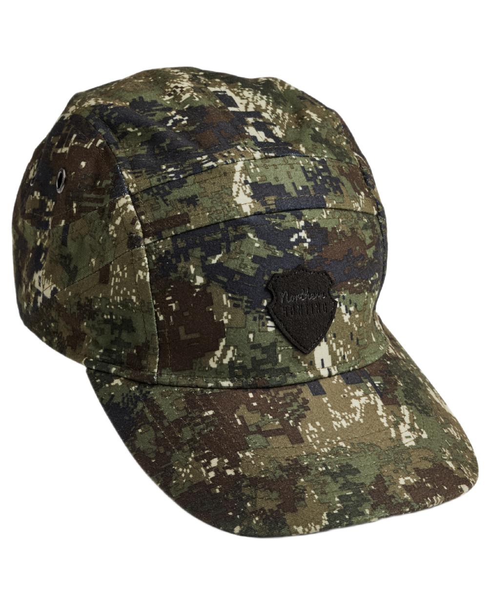 Camo coloured Northern Hunting Asle Camo Cap on white background