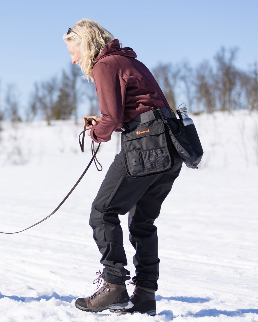 Black Dark Anthracite Coloured Pinewood Dog Sports Utility Belt on snow background