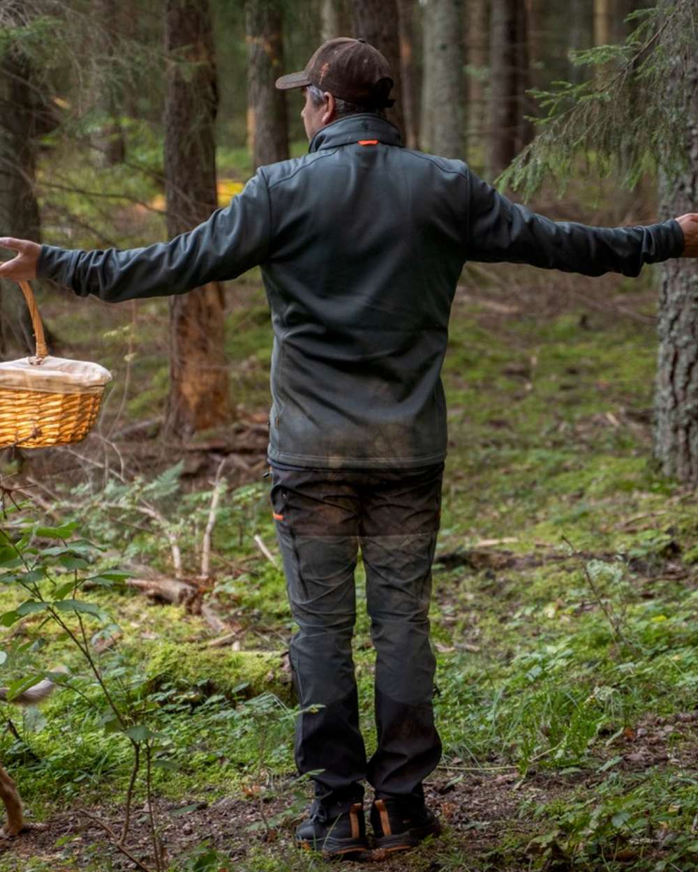 Urban Grey Dark Anthracite Coloured Pinewood Mens Abisko Brenton Trousers on forest background