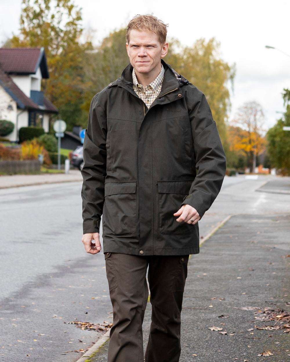 Dark Olive Coloured Pinewood Mens Finnveden Classic Trousers on outdoor background