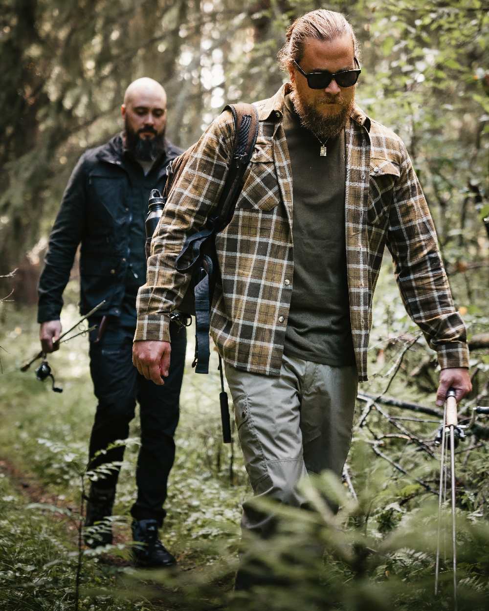 Light Khaki Coloured Pinewood Mens Finnveden Outdoor Classical Trousers on outdoor background