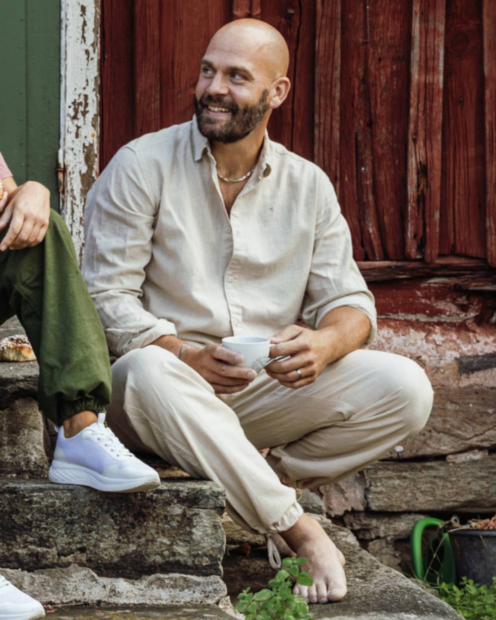 Linen Beige coloured Pinewood Mens Varnamo InsectSafe Hemp Mix Trousers on outdoor background