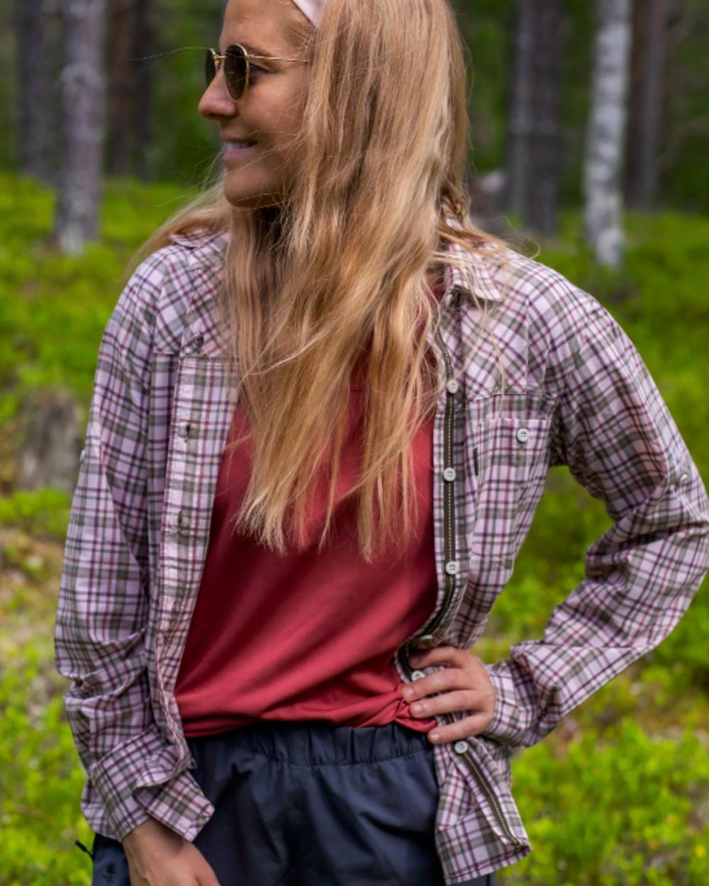 Rusty Pink coloured Pinewood Womens Finnveden Function T-Shirt on forest background