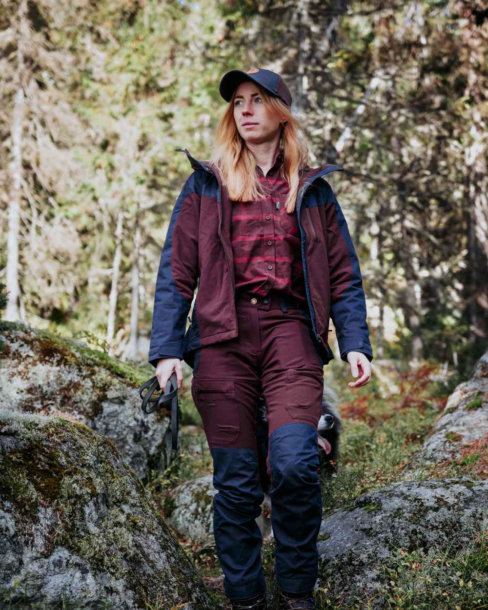 EarthPlum Dark Anthracite Coloured Pinewood Womens Finnveden Hybrid Extreme Jacket on forest background