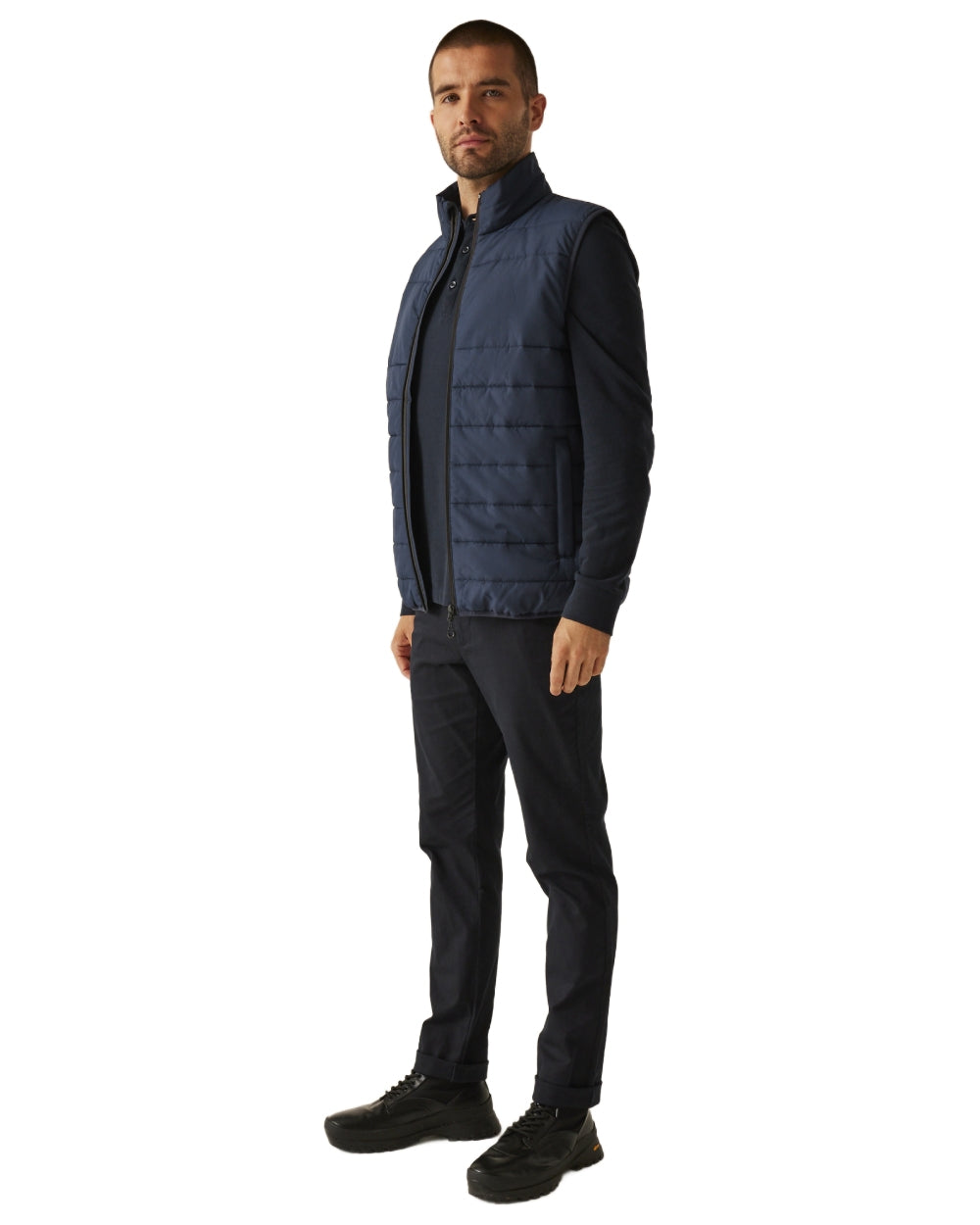 Navy coloured Regatta Mens Essential Thermal Bodywarmer on white background