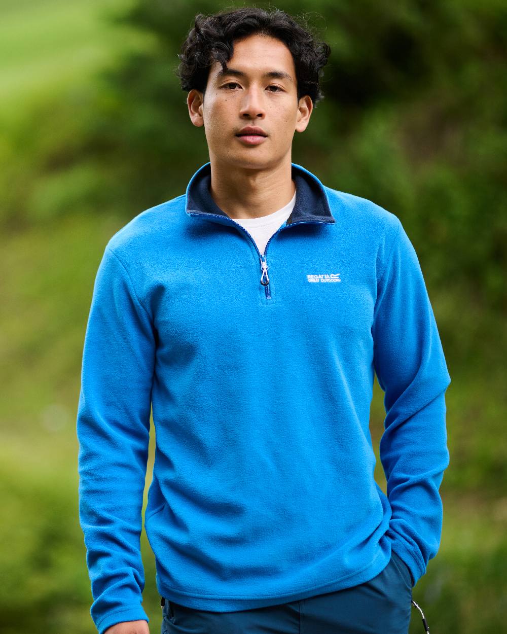 Oxford Blue Navy Coloured Regatta Mens Thompson Lightweight Half Zip Fleece on outdoor background