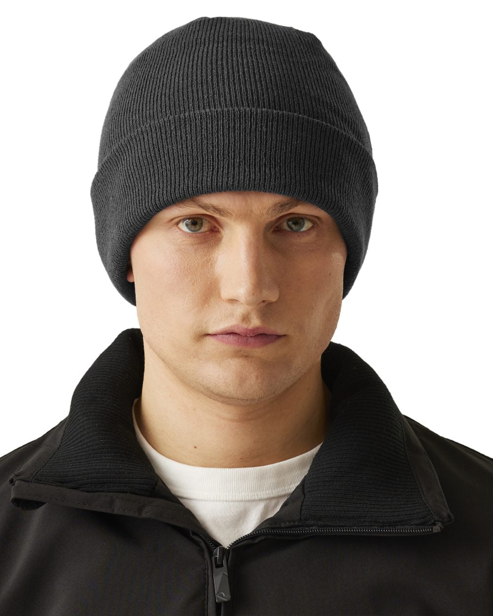 Seal Grey coloured Regatta Thinsulate Acrylic Hat on white background