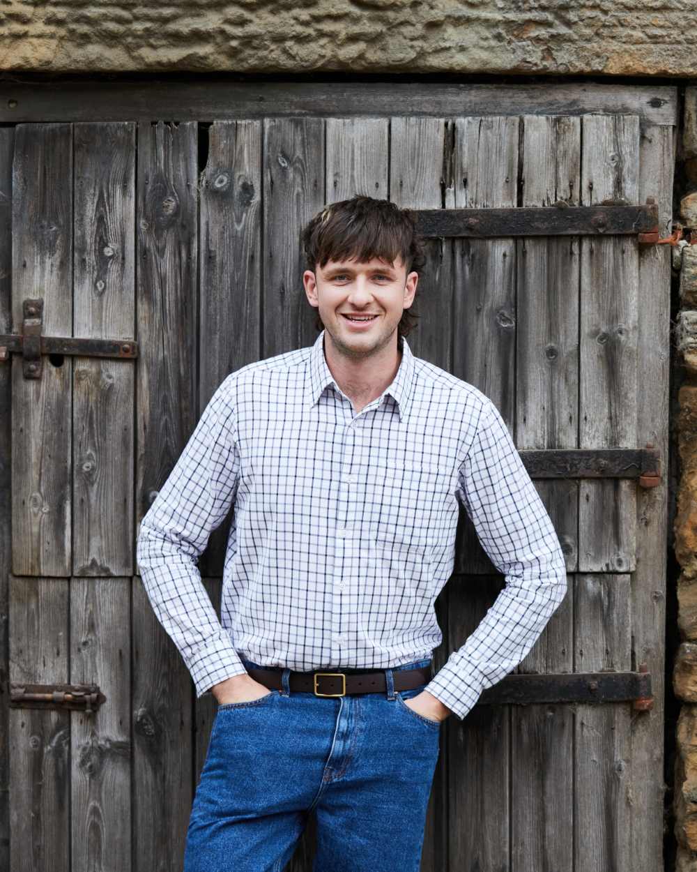 Navy coloured Ridgeline Mens Sedgebrook Shirt on door background