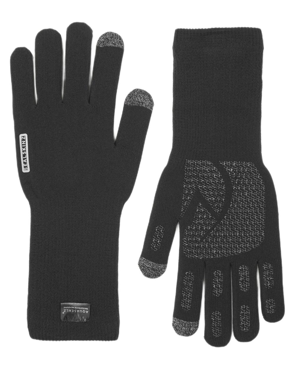 Black coloured Sealskinz Skeyton Waterproof Ultra Grip Knitted Gauntlet on white background