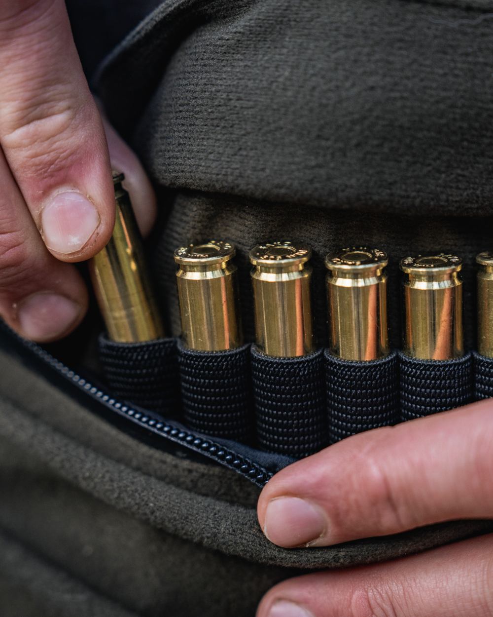 Pine Green coloured Seeland Mens Chaser BGH Smock on forest background