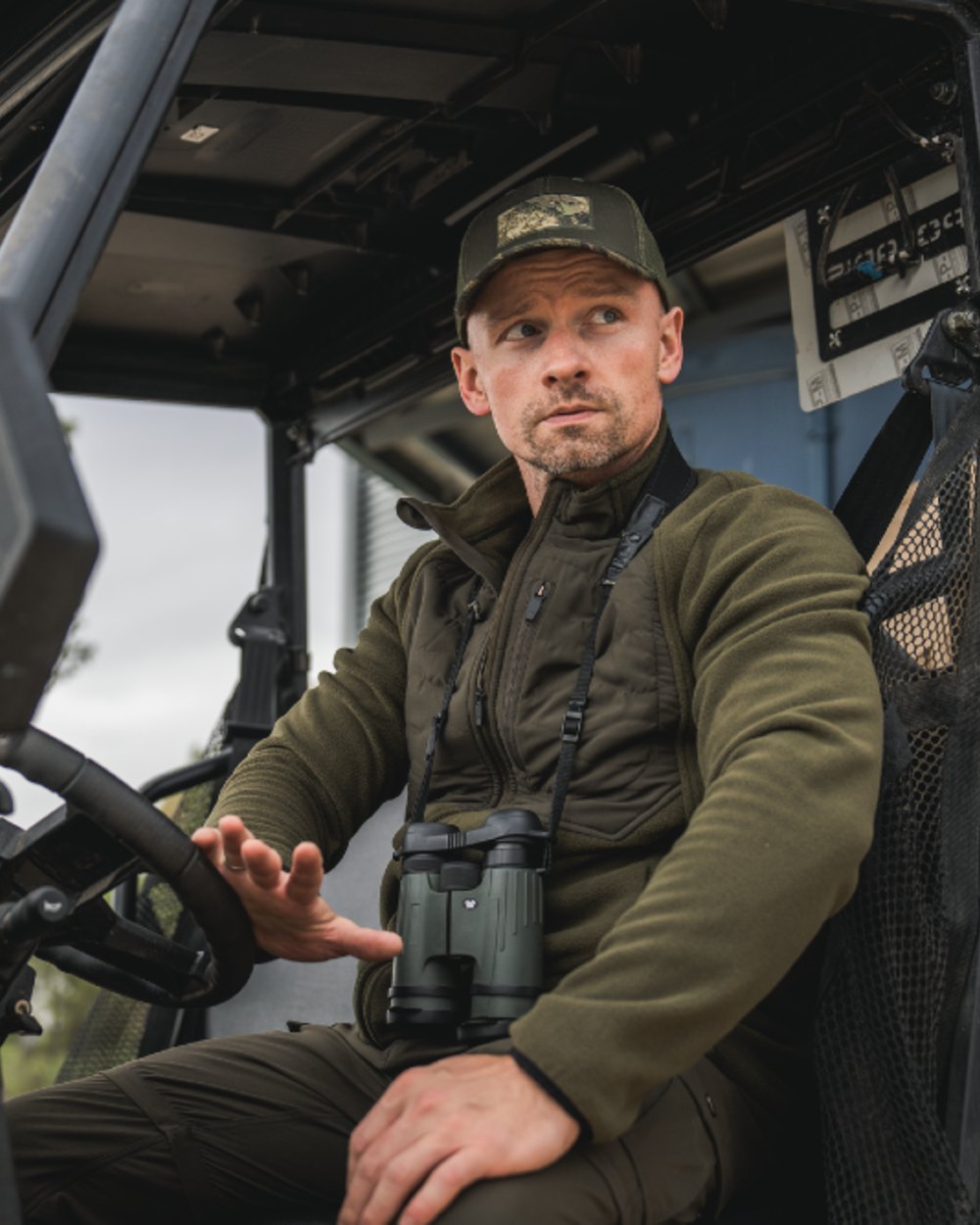 Pine Green Coloured Seeland Mens Gale Fleece Jacket on outdoor background